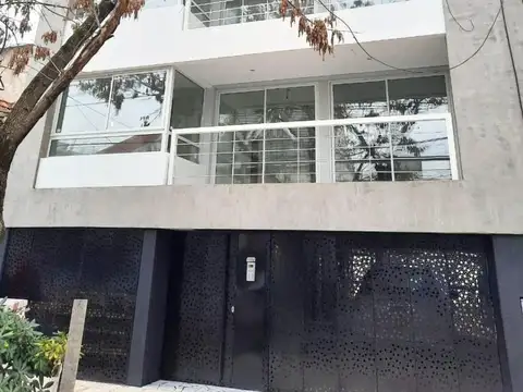 ALQUILER Hermoso Departamento con Terraza Propia, Pileta y Cochera en Lo Mejor de Núñez