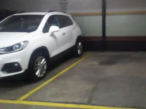 Cochera en venta en Recoleta