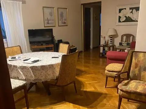 Departamento 3 ambientes sobre Av. Corrientes