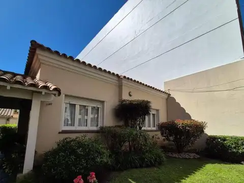 Casa en Venta en Monte Grande, USD 295.000
