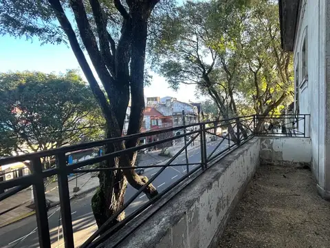 Avenida Álvarez Thomas 2300
