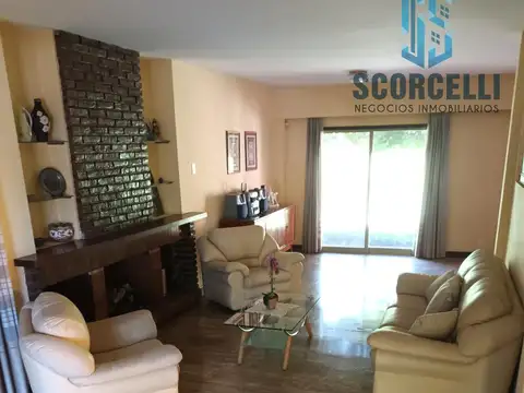 Casa en Venta al Oeste