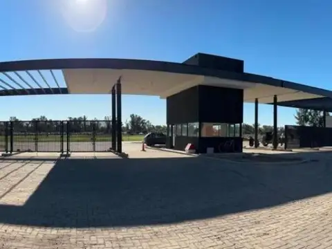 Terreno en Venta en Tristán Suárez, USD 87.500