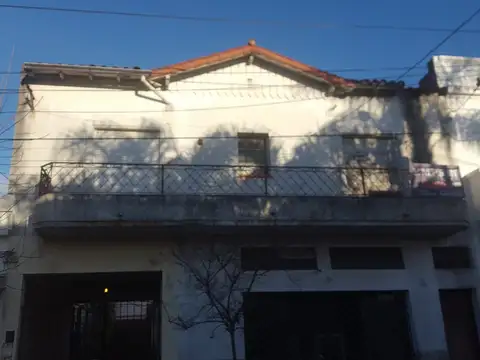 EN VENTA EN EL PALOMAR DEPARTAMENTO TIPO CASA EN ZONA BARRIO AERONAUTICO - FICHA 7140