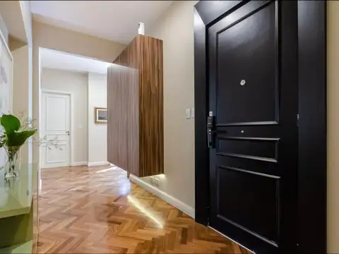 Departamento 7 ambientes con 5 baños