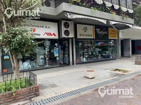 Local en Venta en Botanico, USD 449.000