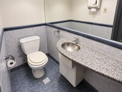 Oficina en Alquiler en Centro , $U 44.000