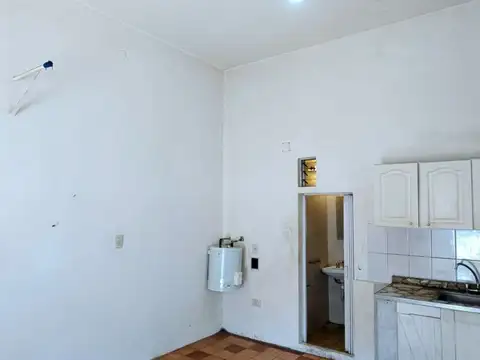 Depto Tipo Casa en Alquiler en Valentin Alsina, $ 290.000