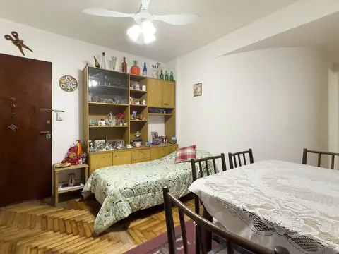 ALMAGRO VENTA 2 AMB C/PATIO A MTS AV CORRIENTES