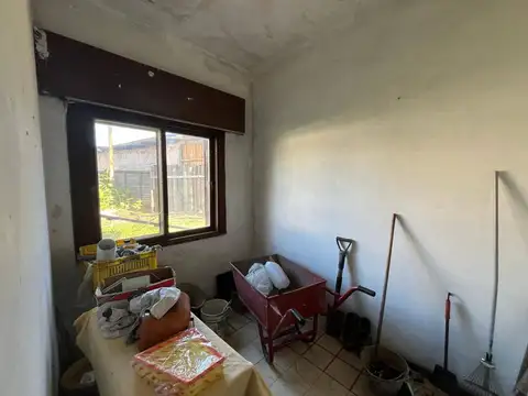 Casa en alquiler c/ cochera en Belén de Escobar