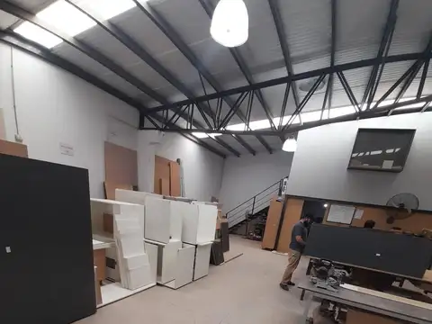 Venta Galpón 450 m² Tierra Nueva Fisherton Rosario