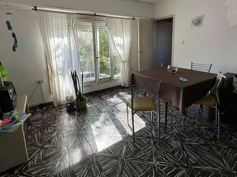 Victoriano Montes al 2400