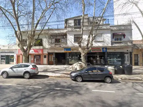 Local en Venta 60 años