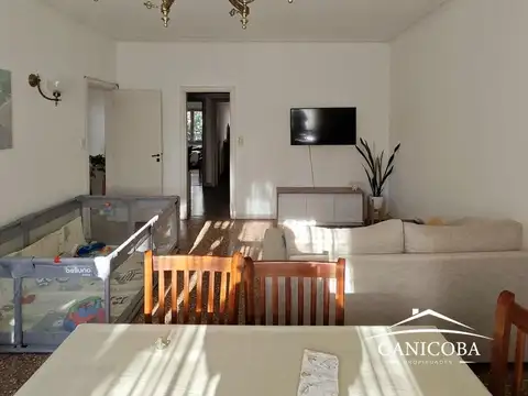 Depto Tipo Casa en Venta de 8 ambientes