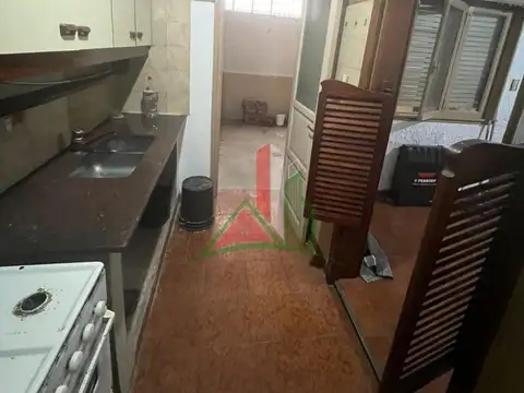 ¡OPORTUNIDAD! - VENTA: DEPTO 2 AMBIENTES EN PH AMPLIO CON PATIO - VILLA MAIPU