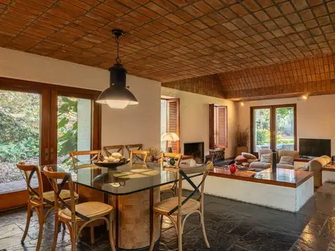 Casa en Venta en La Horqueta, USD 1.500.000