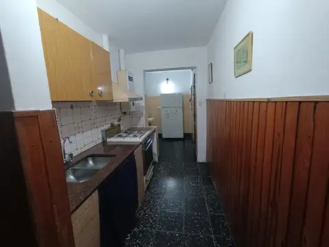 VENTA/PERMUTA - Casa de 3 dormitorios con patio. Barrio Triángulo, Rosario.