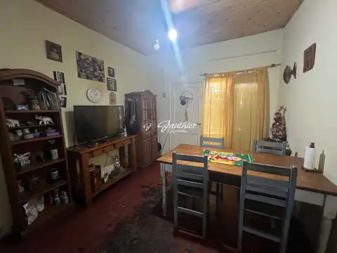 Casa en Venta con 1 cochera