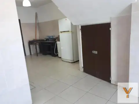 Local en Venta en Isidro Casanova, USD 55.000