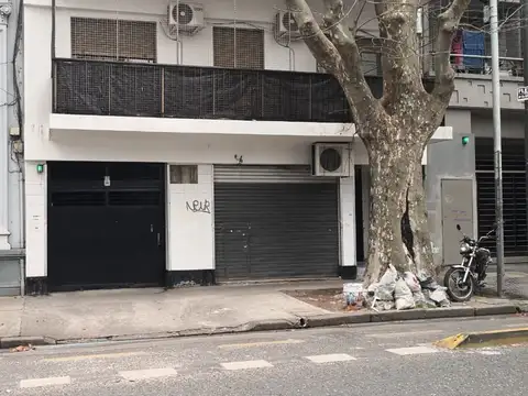 Cochera cubierta en Planta Baja