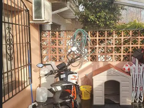 Depto Tipo Casa en Venta en San Isidro, USD 160.000