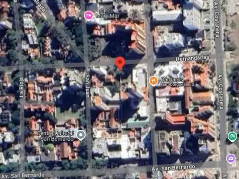 Hernandarias e/ San Juan y Chiozza