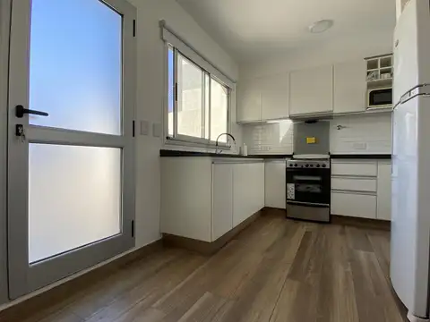 Casa 3 ambientes con 2 baños