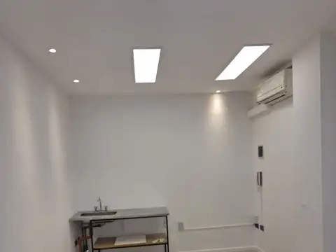 Local en Venta en Martín, USD 120.000