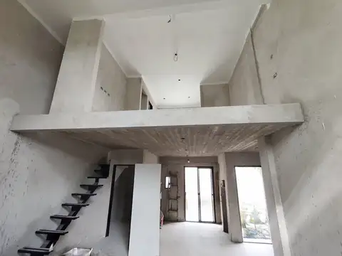 Depto Tipo Casa 2 ambientes con 1 baño