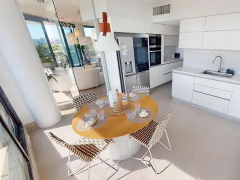 Departamento 6 ambientes con 3 baños