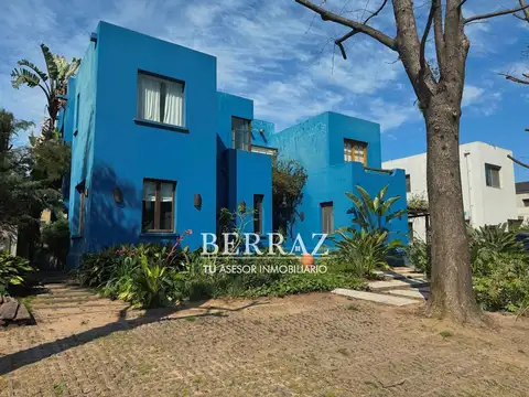 Casa alquiler anual 5 ambientes en Santa Maria de los Olivos Malvinas Argentinas lote de 794,61 m2