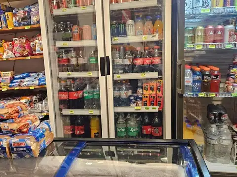 Fondo de Comercio Kiosko Regionales Artesanías Souvenirs