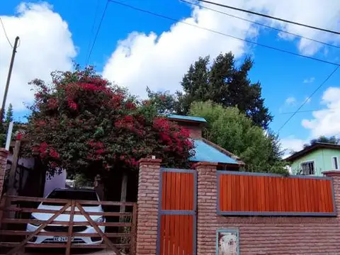 Casa 4 ambientes con 1 baño