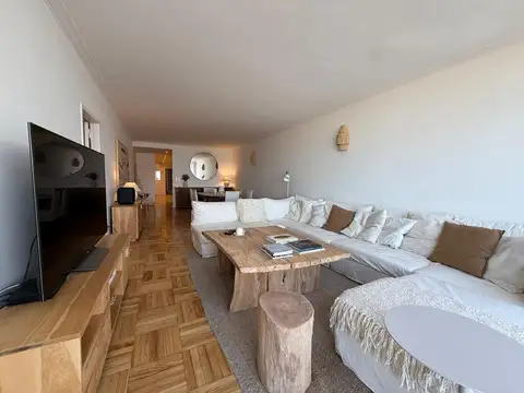 Departamento en Alquiler de 3 dormitorios