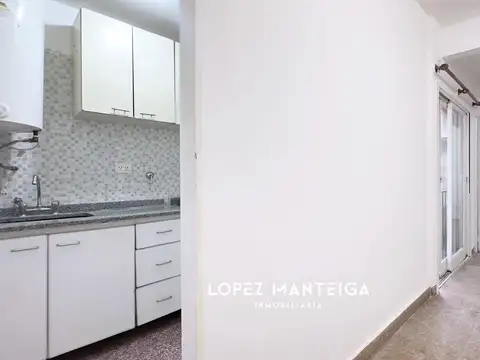 Campana 400, Piso 2°