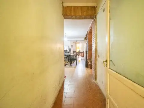 Casa 2 ambientes con 1 baño