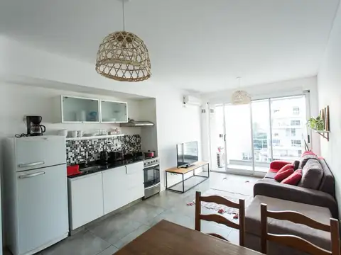 Venta Departamento Súper Luminoso con Balcón y Amenities