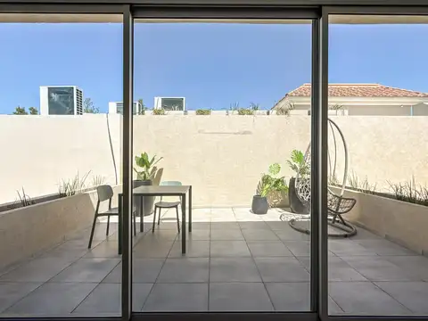 Departamento de 2 ambientes amplios en PUEBLO CAAMAÑO venta