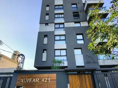 Alvear 400
