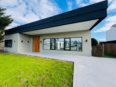 CASA EN VENTA RUMENCO JOVEN CON PILETA