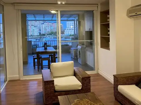 Departamento en Alquiler con 1 cocheras