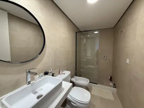 Departamento en Alquiler con 1 cocheras