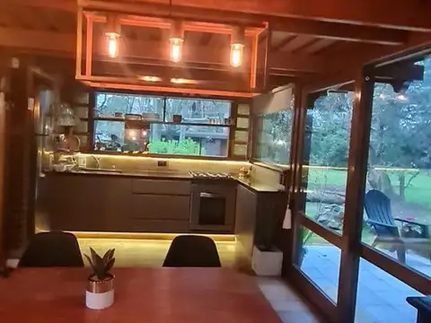 Casa 3 ambientes con 2 baños