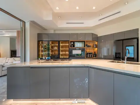 Casa en Venta en Las Delicias, USD 1.200.000