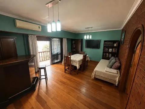 Depto Tipo Casa en Venta 32 años