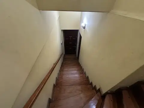 Depto Tipo Casa 4 ambientes con 3 baños
