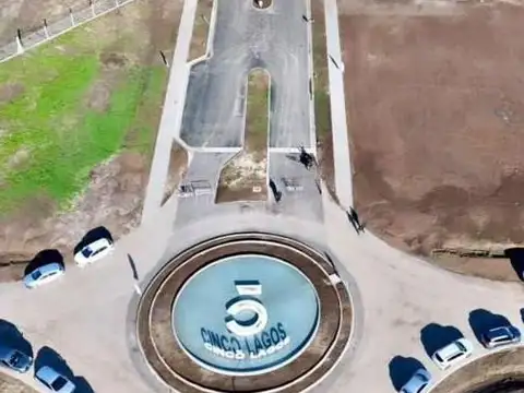 TERRENO DE 500M2 BARRIO CERRADO CINCO LAGOS IBARLUCEA