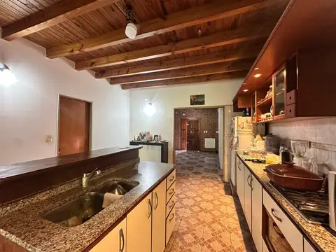 Casa en Alquiler con 1 cochera