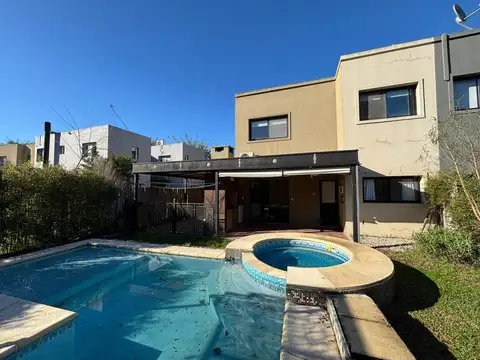 Casa en venta en el Barrio San Isidro Labrador, Villanueva