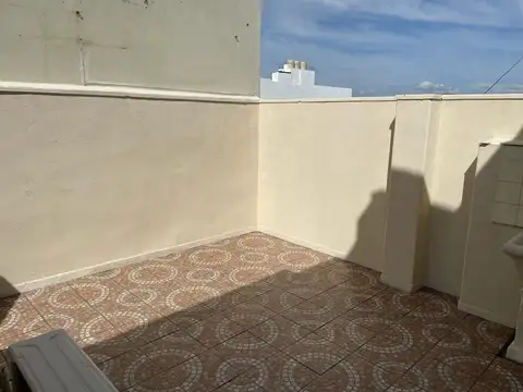 Depto Tipo Casa en Alquiler de 2 ambientes